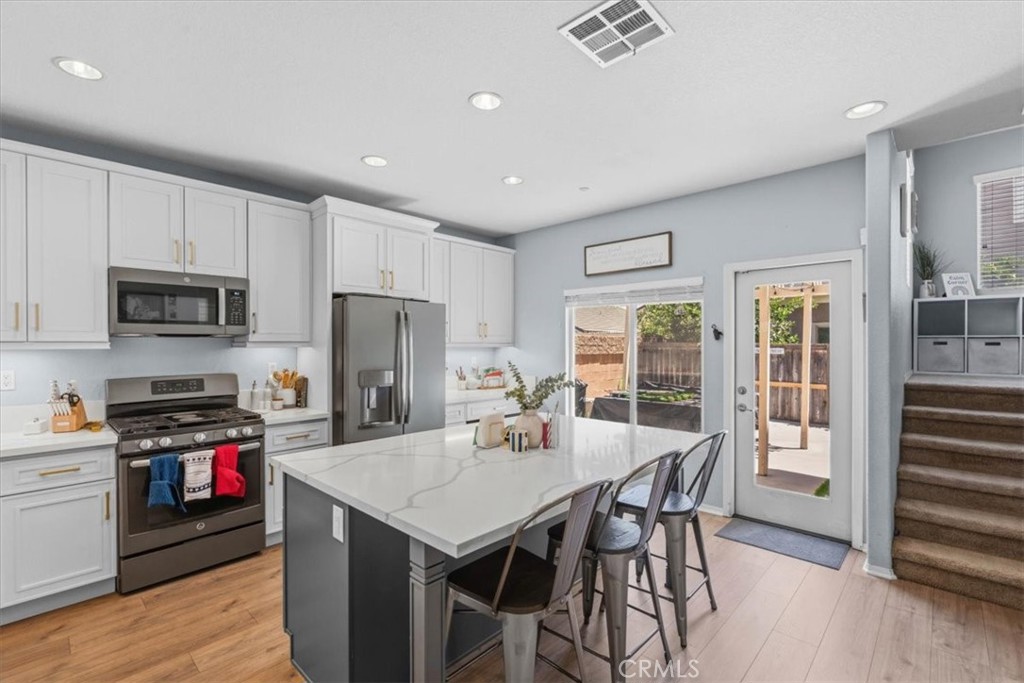 4939 Plumtree Court Property Photo 13