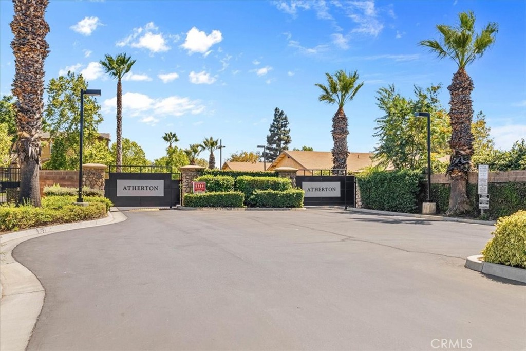 4939 Plumtree Court Property Photo 37