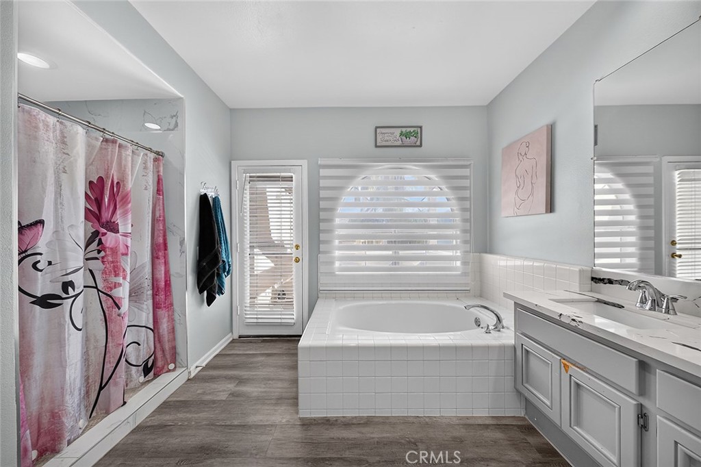 23638 Narcissus Property Photo 21