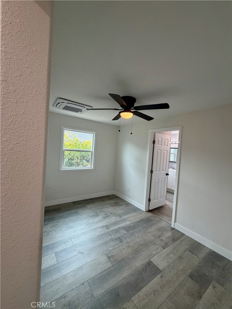 543 E 3rd Street Property Photo 9