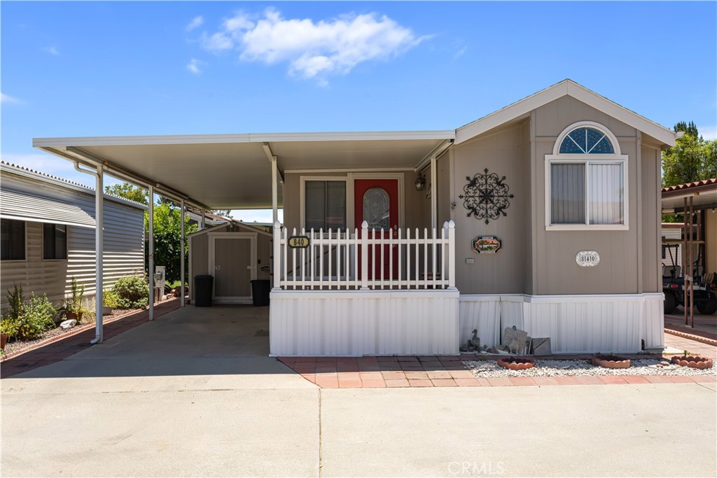 840 Chestnut Drive Property Photo 1