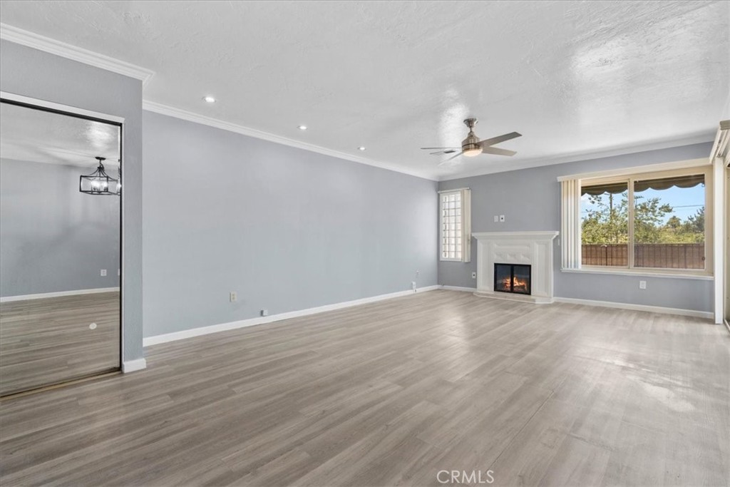 4727 Knickerbocker Property Photo 6