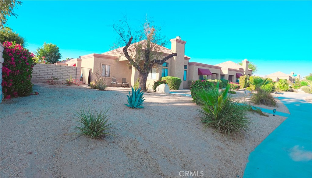 42995 Park Property Photo 7