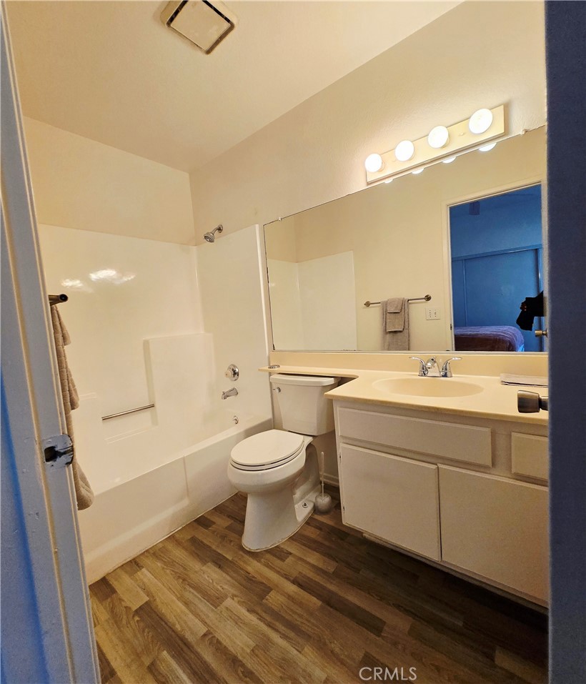 42995 Park Property Photo 10
