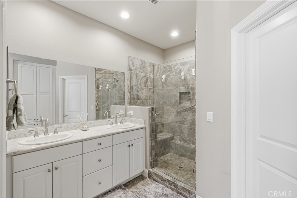 5612 Aidan Way Property Photo 17
