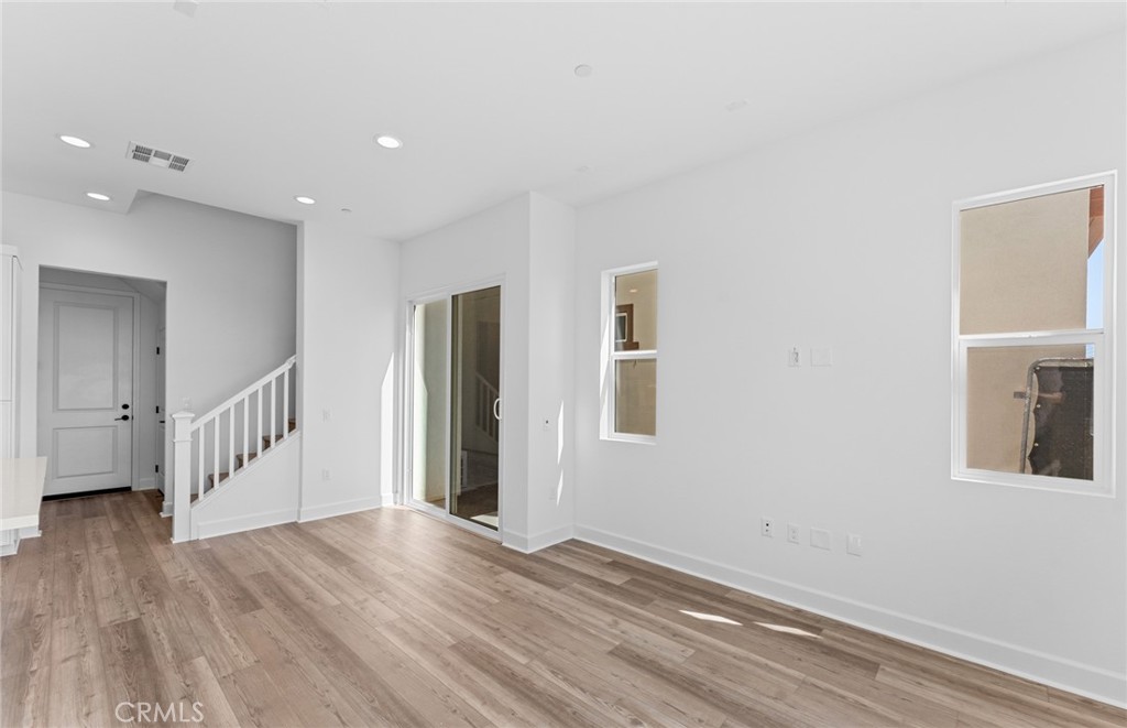 105 Moody Property Photo 4