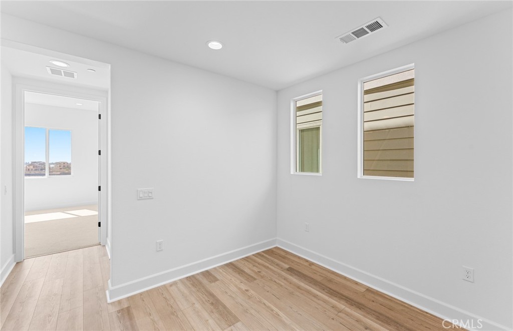 105 Moody Property Photo 16