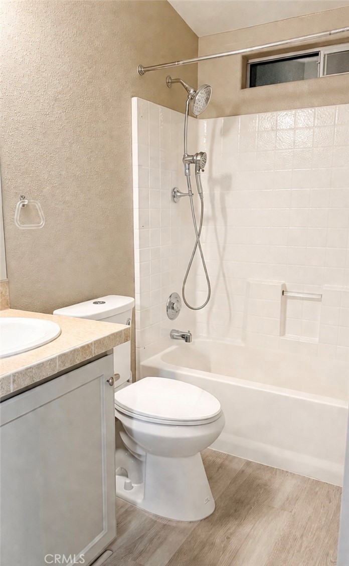 2205 W Acacia 190 Property Photo 4