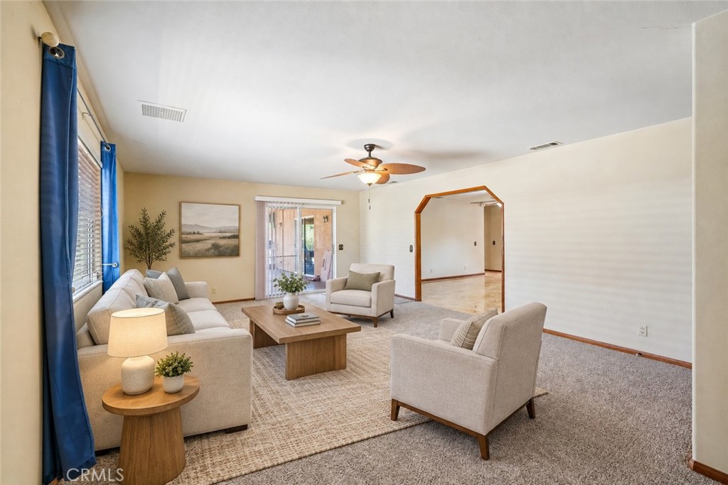 575 Lauresa Property Photo 8