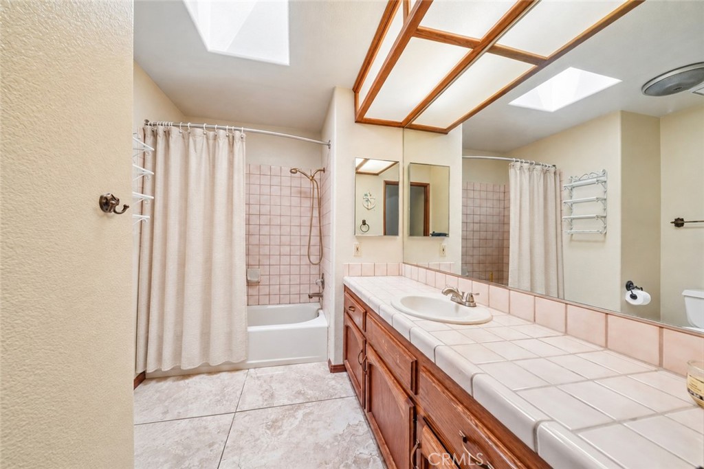 575 Lauresa Property Photo 14