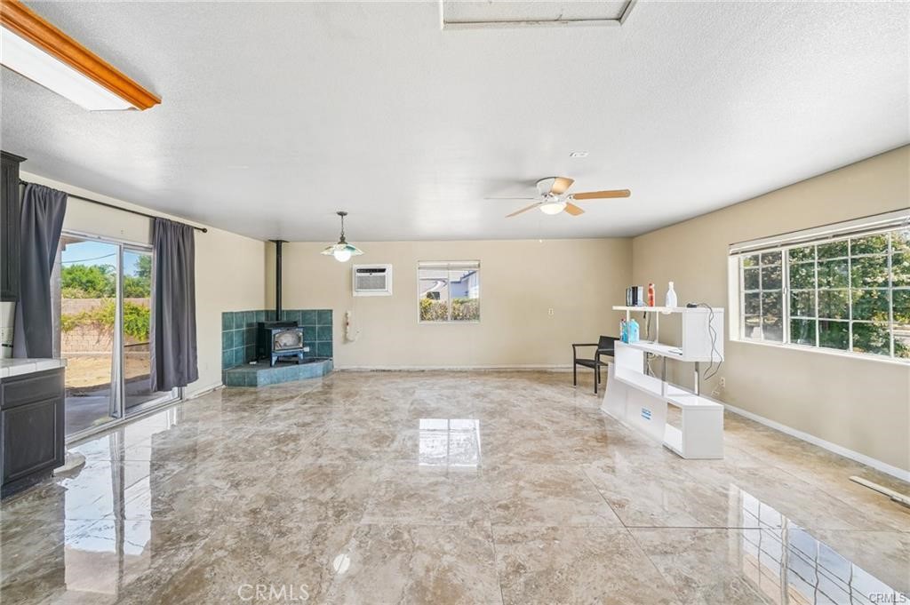 575 Lauresa Property Photo 23