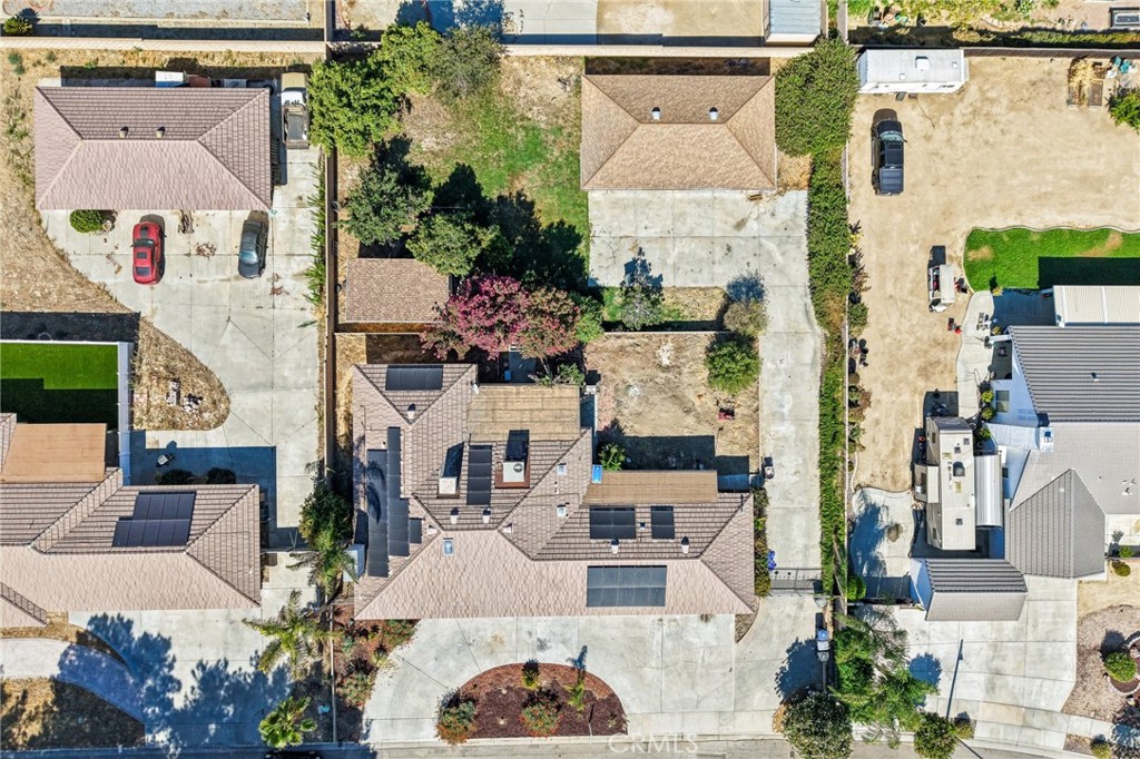 575 Lauresa Property Photo 28