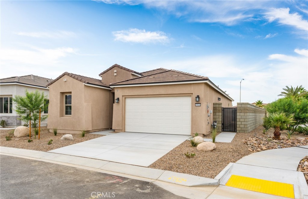39946 Everglades Drive Property Photo 1
