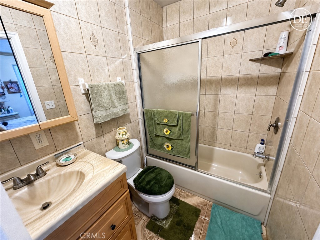 9758 Juniper Property Photo 21