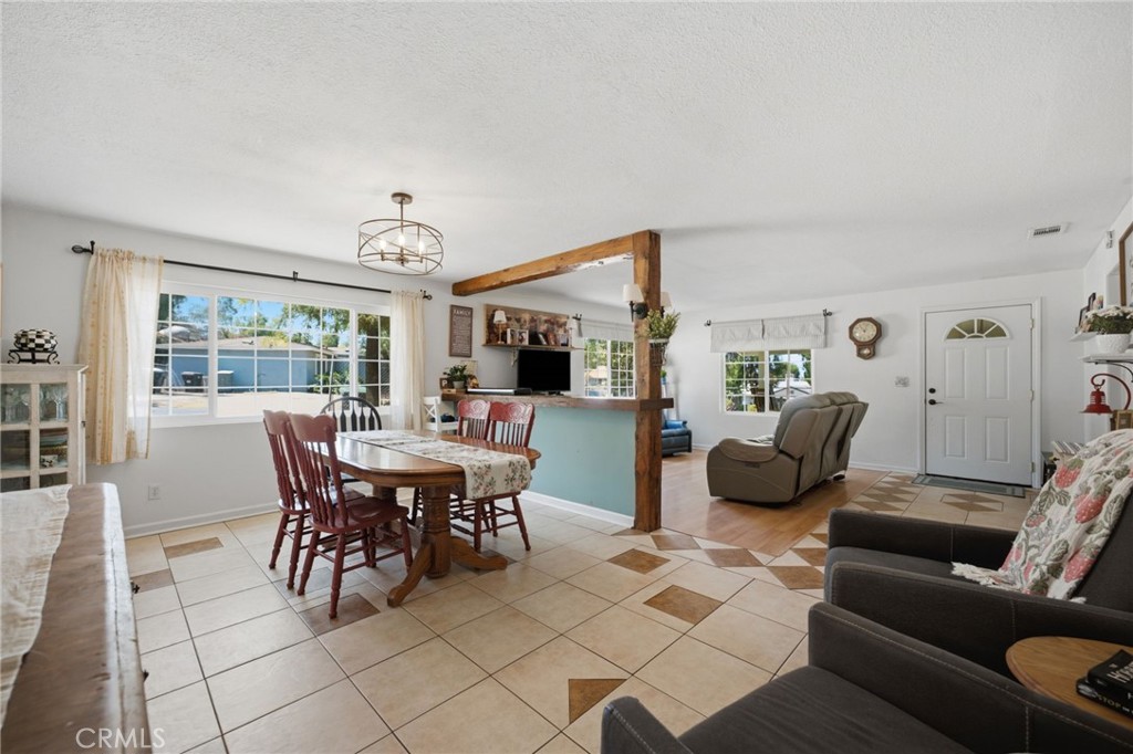 2575 Hillside Avenue Property Photo 8