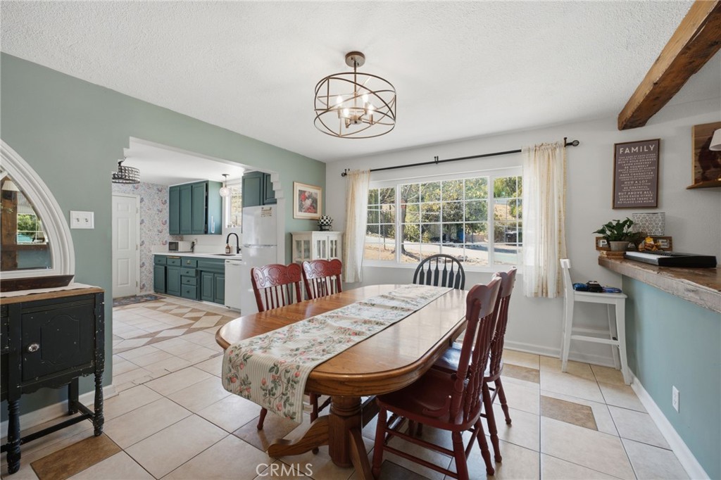 2575 Hillside Avenue Property Photo 15
