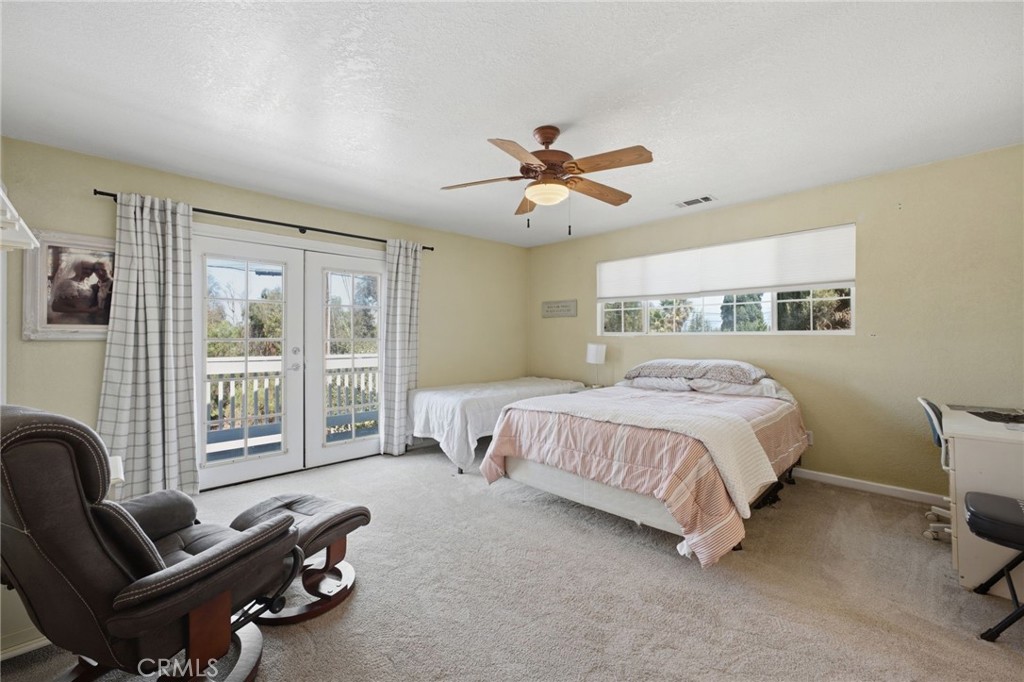 2575 Hillside Avenue Property Photo 20