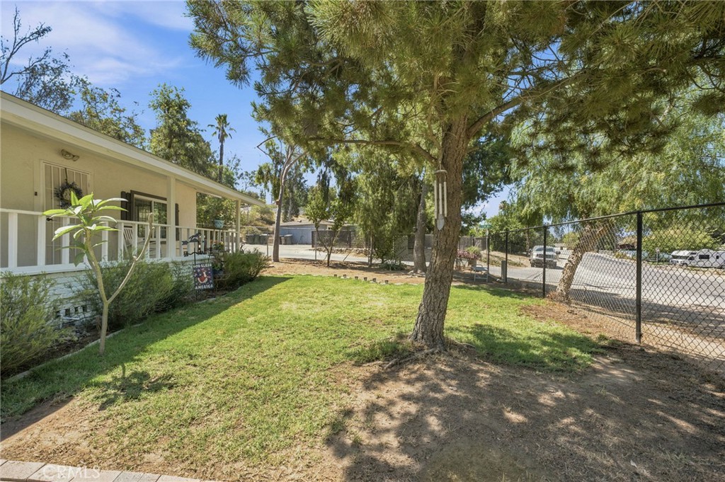 2575 Hillside Avenue Property Photo 29