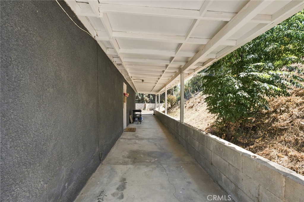 2575 Hillside Avenue Property Photo 33