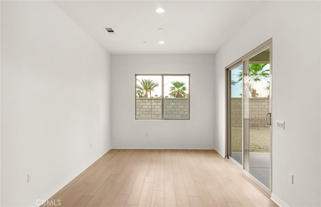 39940 Everglades Drive Property Photo 6