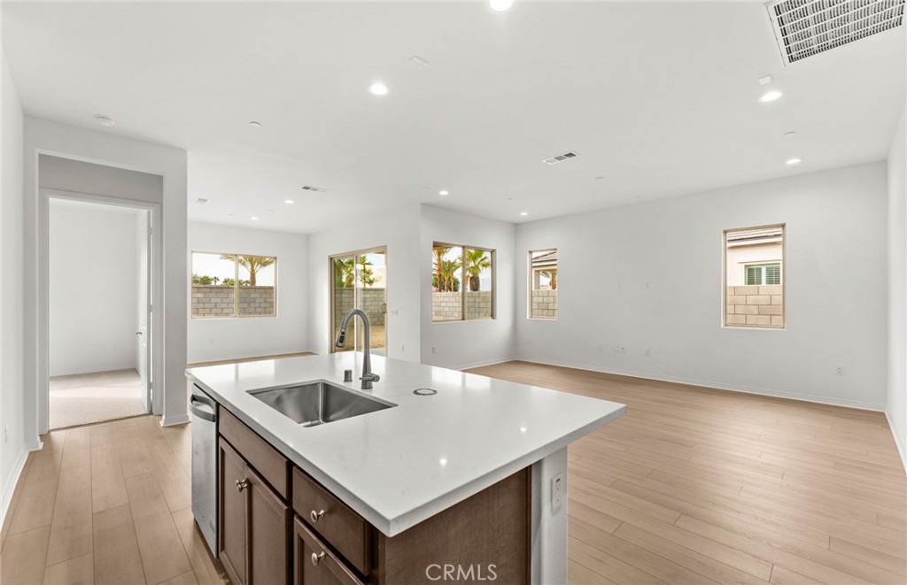 39940 Everglades Drive Property Photo 11
