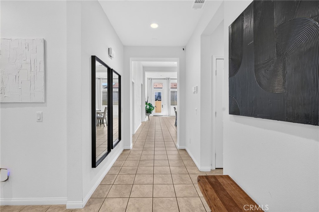 35585 Roxy Property Photo 6
