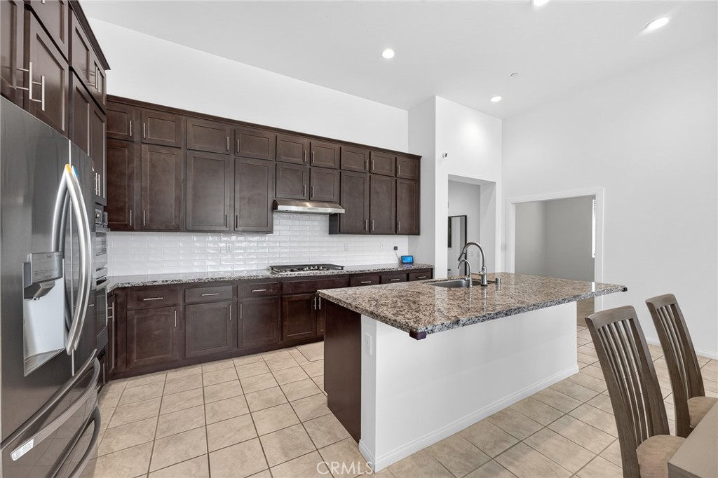 35585 Roxy Property Photo 12