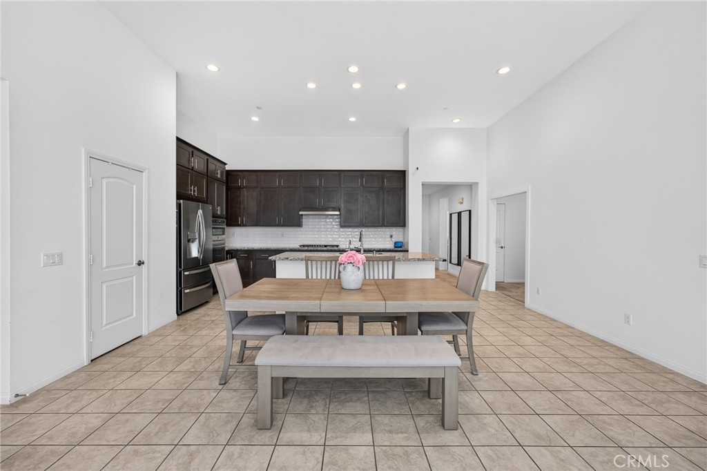 35585 Roxy Property Photo 15