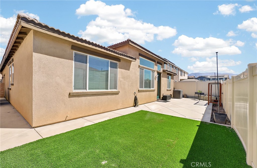 35585 Roxy Property Photo 26