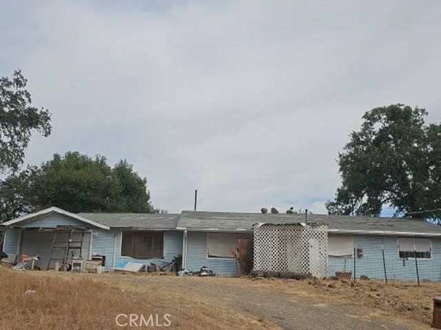 2538 Golden Gate Drive Property Photo 1