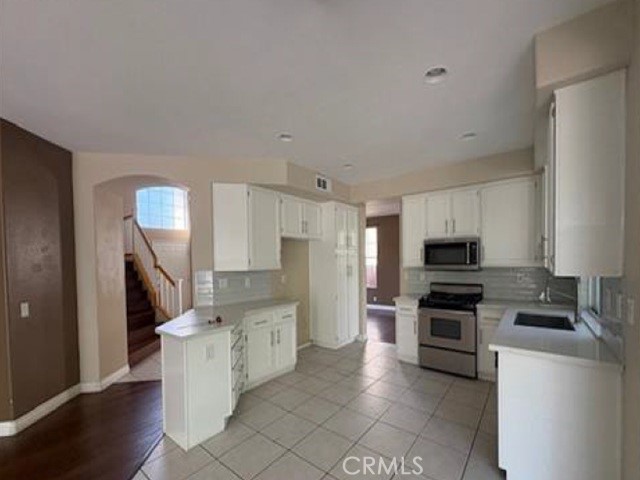 747 Ochee Circle Property Photo 5