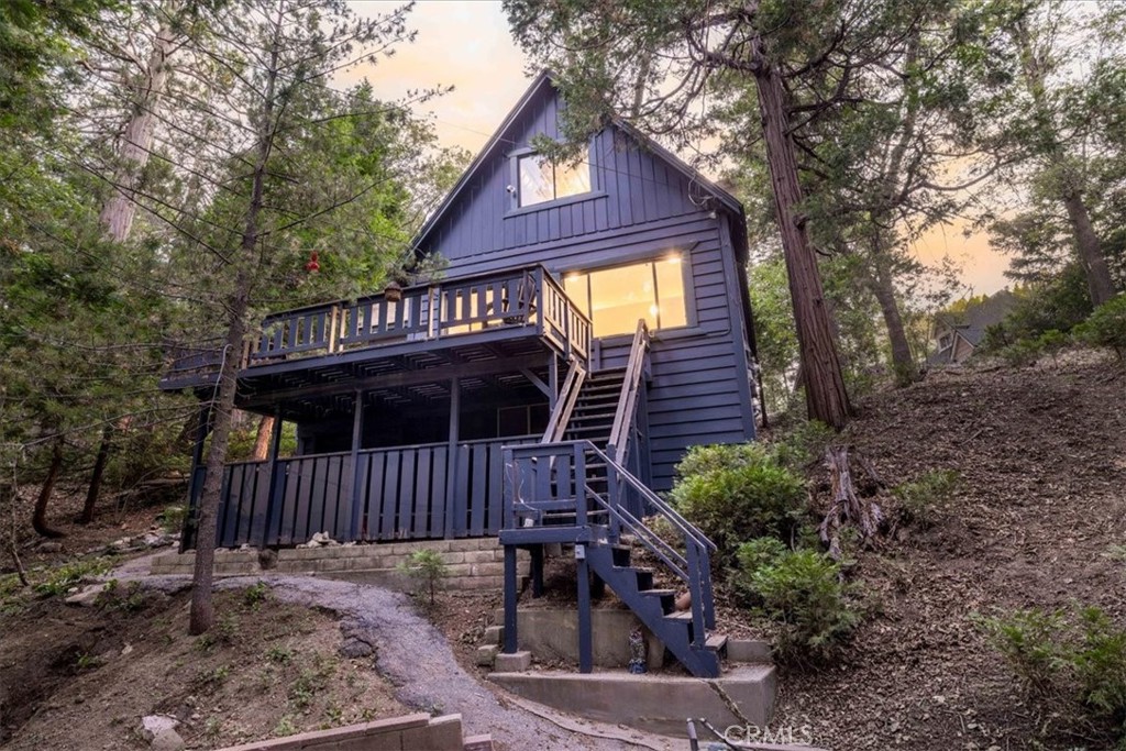 380 Dolly Varden Property Photo 1