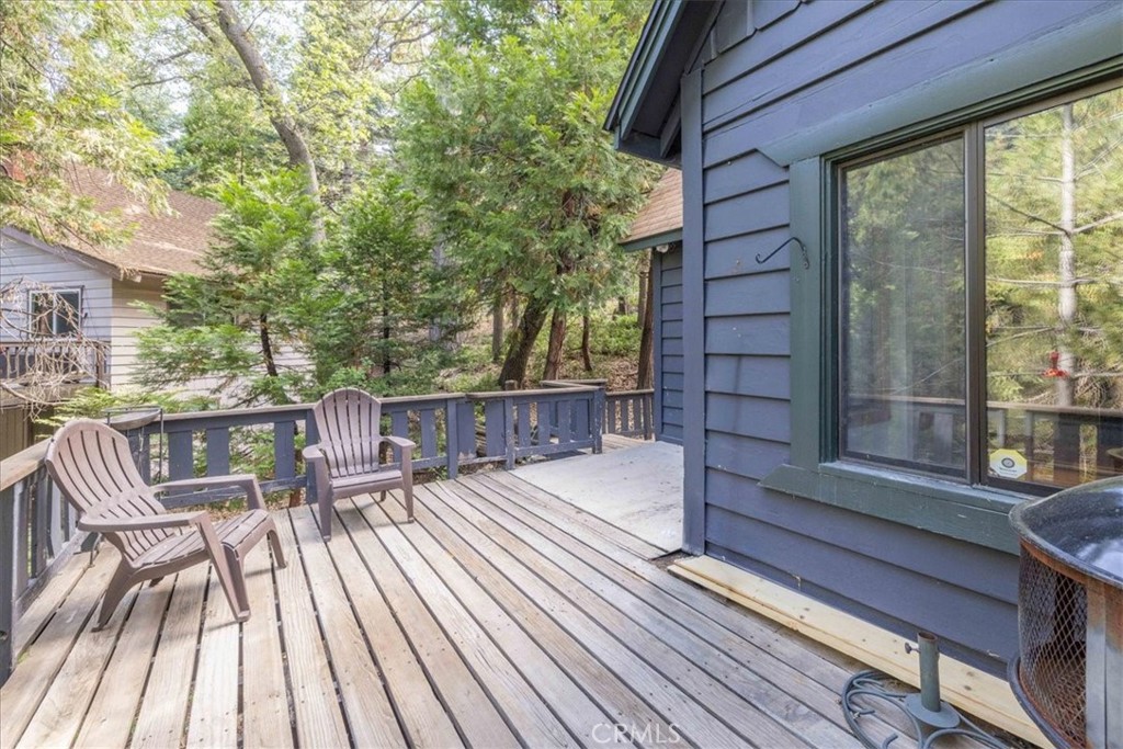 380 Dolly Varden Property Photo 8
