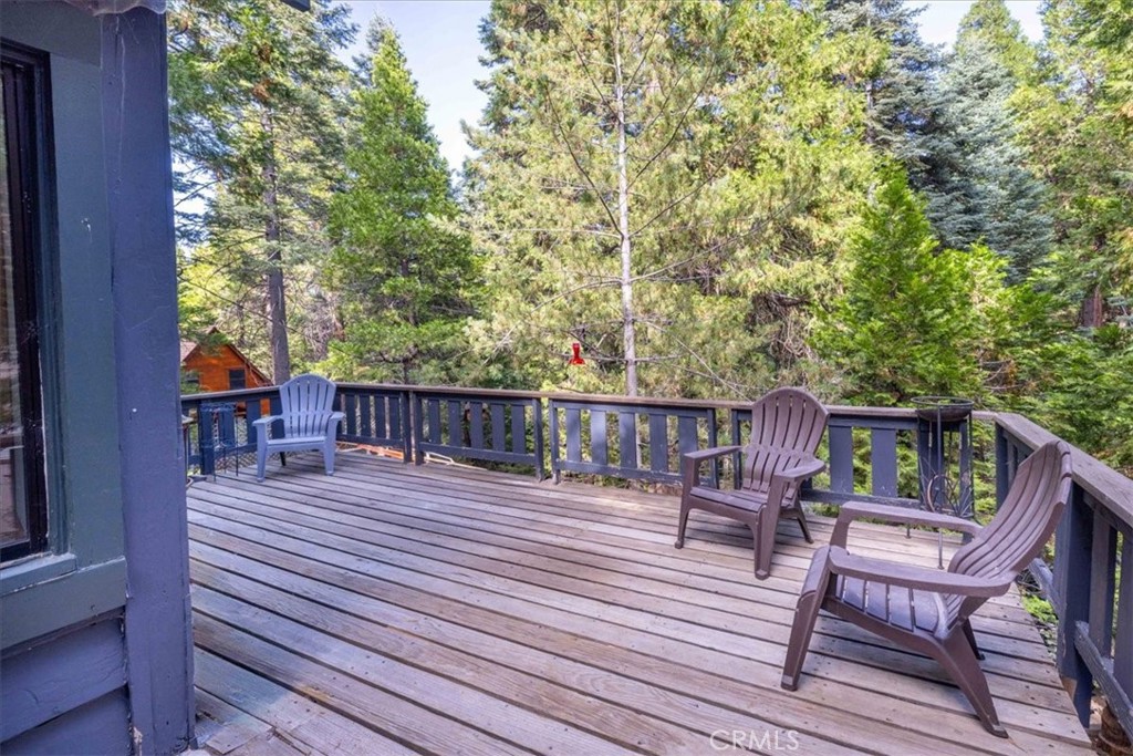380 Dolly Varden Property Photo 10
