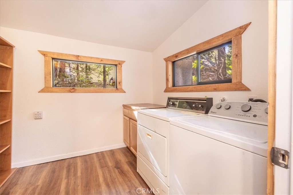 380 Dolly Varden Property Photo 32
