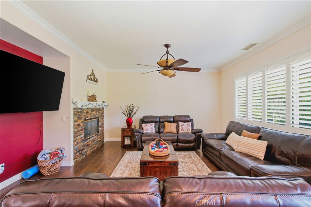 12329 Mimosa Ln Property Photo 9