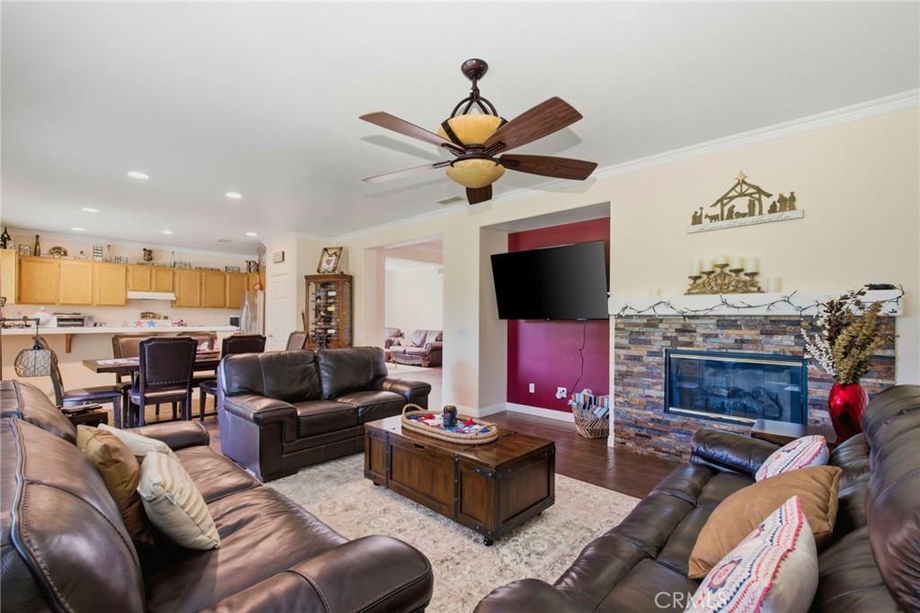 12329 Mimosa Ln Property Photo 10
