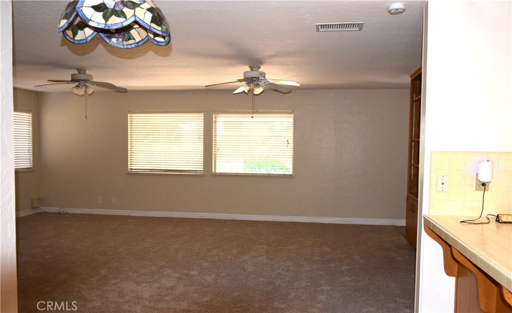 16820 Elm Street Property Photo 6