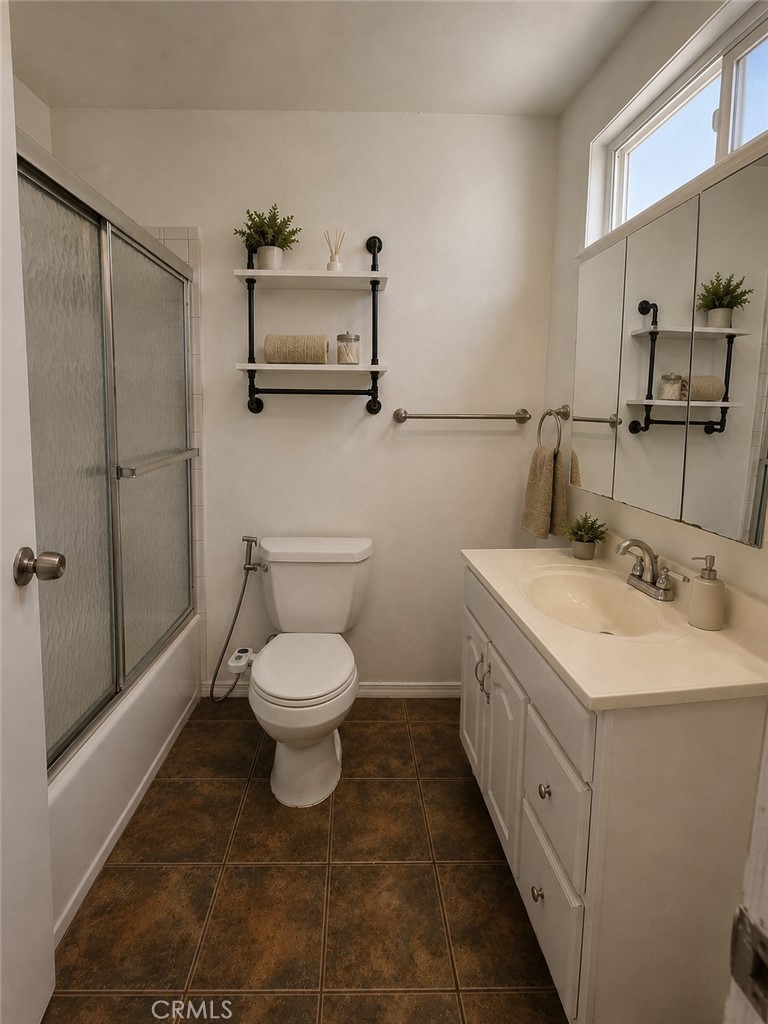 806 San Jacinto Property Photo 7