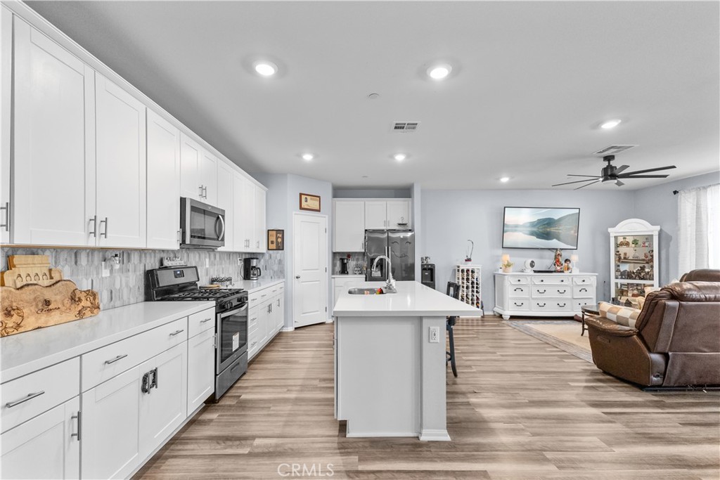 24751 Hudson Property Photo 3