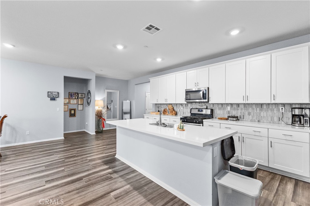 24751 Hudson Property Photo 6