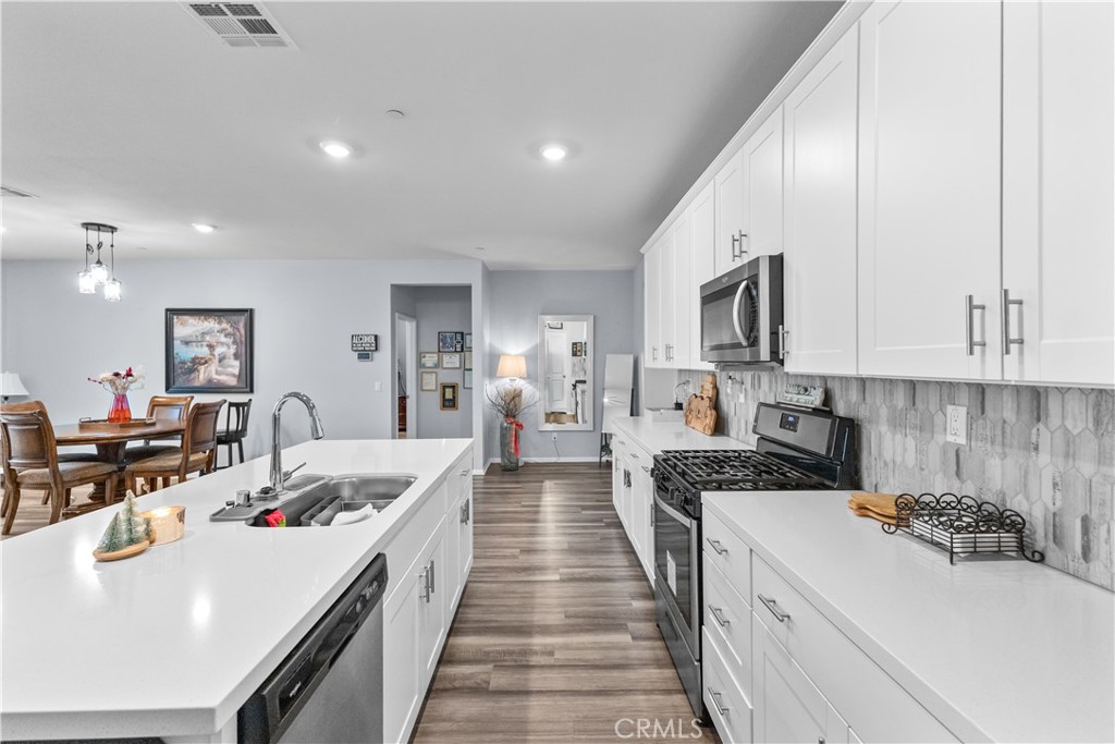 24751 Hudson Property Photo 8