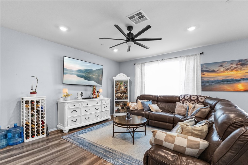 24751 Hudson Property Photo 16