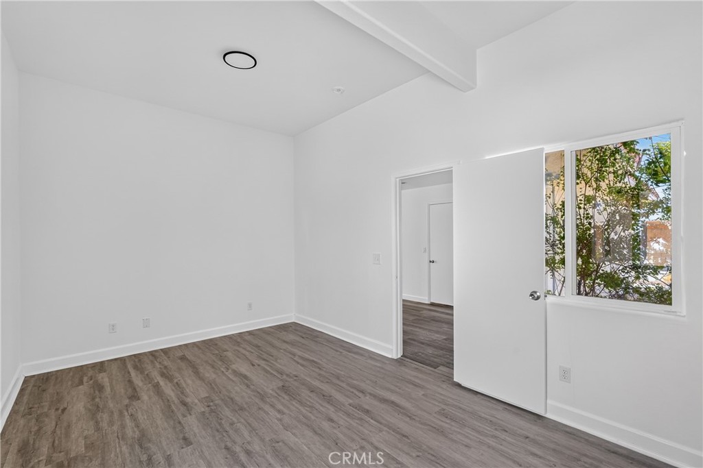 13437 Cuando Property Photo 17