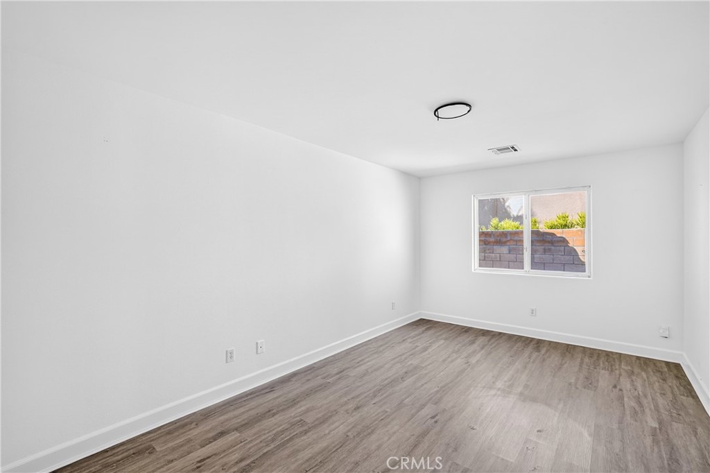 13437 Cuando Property Photo 18