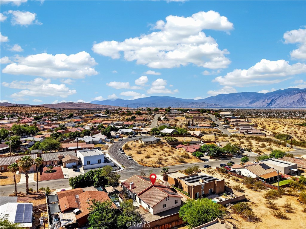 13437 Cuando Property Photo 34