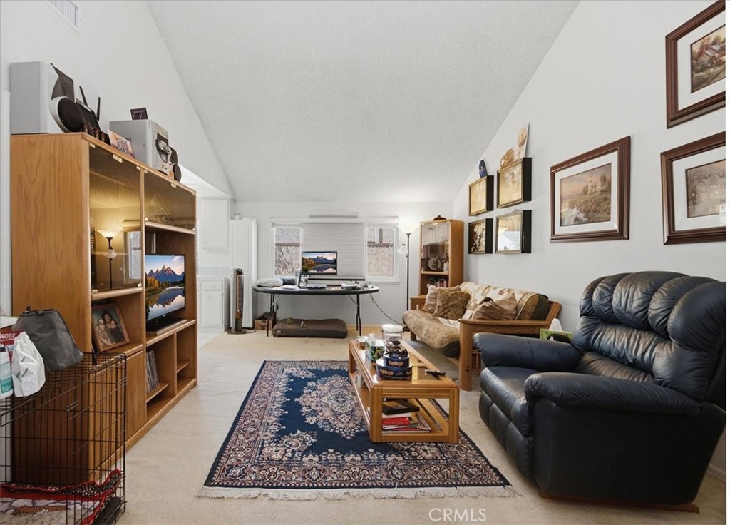 8618 Turlock Property Photo 11