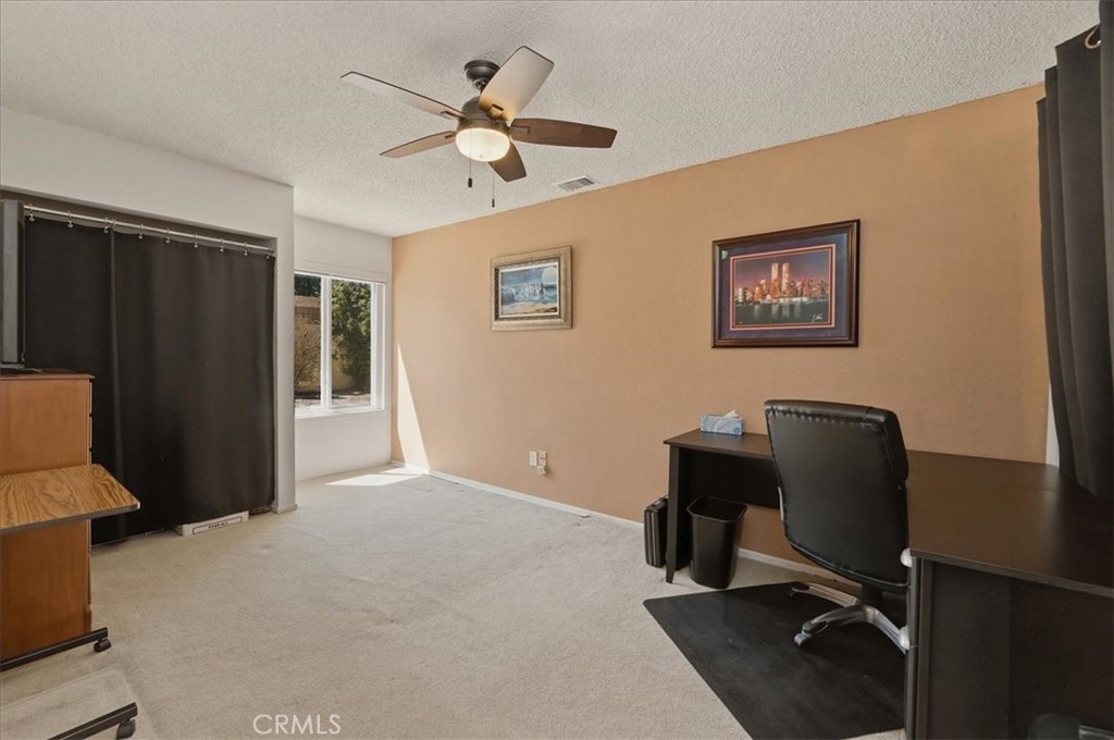8618 Turlock Property Photo 24