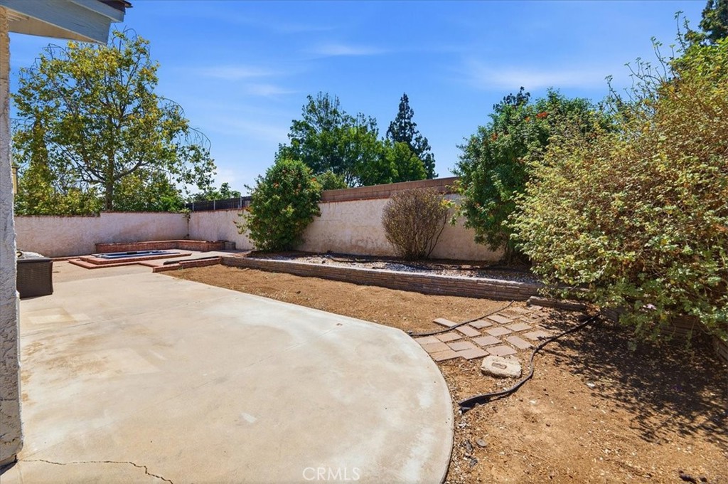 8618 Turlock Property Photo 26