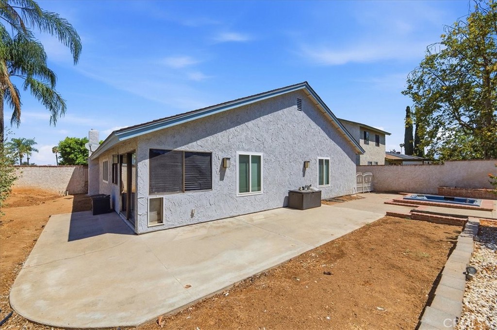8618 Turlock Property Photo 27